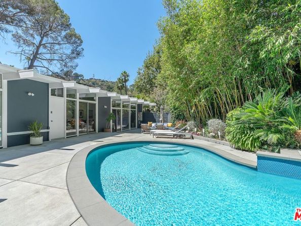 7530 Sunnywood Lane, Los Angeles CA 90046