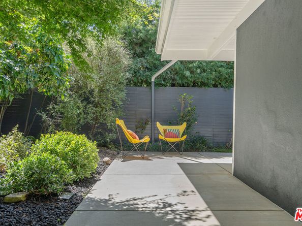 7530 Sunnywood Lane, Los Angeles CA 90046