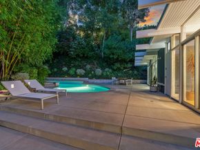 7530 Sunnywood Lane, Los Angeles CA 90046