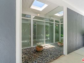 7530 Sunnywood Lane, Los Angeles CA 90046