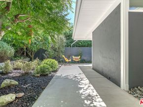 7530 Sunnywood Lane, Los Angeles CA 90046