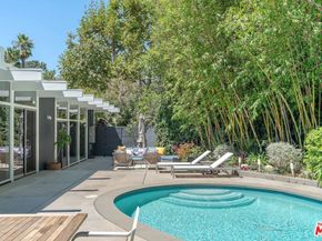 7530 Sunnywood Lane, Los Angeles CA 90046