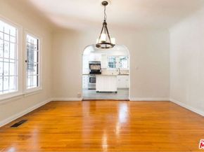 806 N Sweetzer Avenue, West Hollywood CA 90069