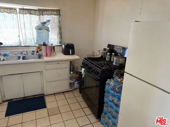 21726 Halldale Avenue, Torrance CA 90501