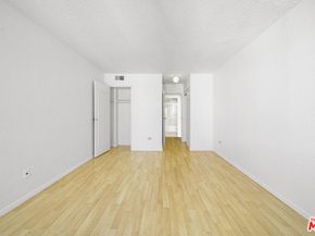 421 S La Fayette Park Place 711, Los Angeles CA 90057