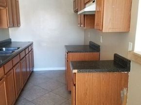 2216 W Wardlow Road, Long Beach CA 90810