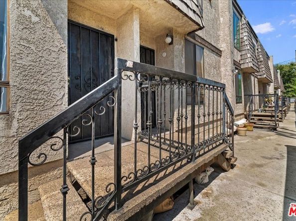 558 Evergreen Street 18, Inglewood CA 90302