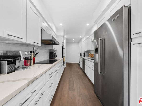 11970 Montana Avenue 207, Los Angeles CA 90049