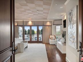 6882 Arizona Avenue, Los Angeles CA 90045