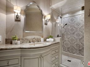 6882 Arizona Avenue, Los Angeles CA 90045