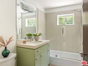4947 Varna Avenue, Sherman Oaks CA 91423