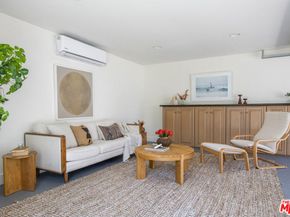 4947 Varna Avenue, Sherman Oaks CA 91423
