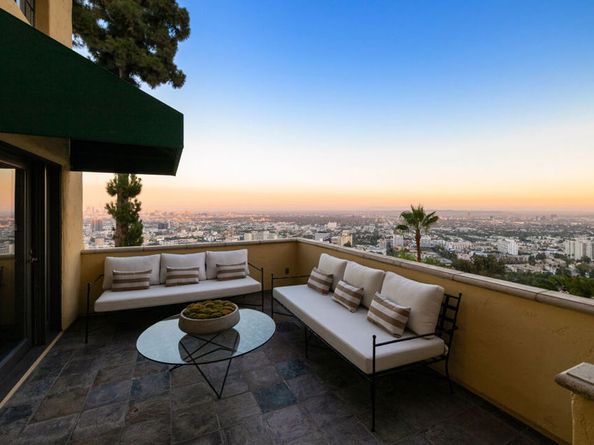 2200 Maravilla Drive, Los Angeles CA 90068