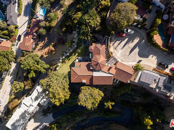 2200 Maravilla Drive, Los Angeles CA 90068