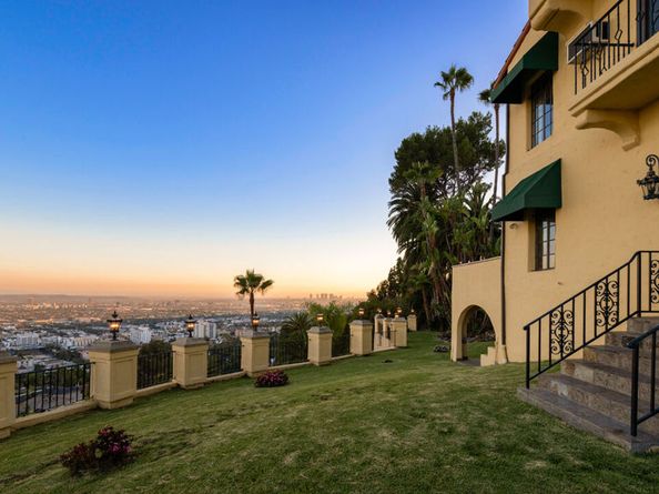 2200 Maravilla Drive, Los Angeles CA 90068