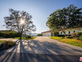 21965 Saddle Peak Road, Topanga CA 90290