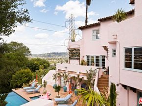 3700 Lowry Road, Los Angeles CA 90027