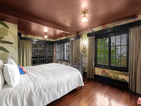1922 N Sycamore Avenue, Los Angeles CA 90068