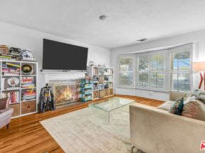 1044 Chelsea Avenue, Santa Monica CA 90403