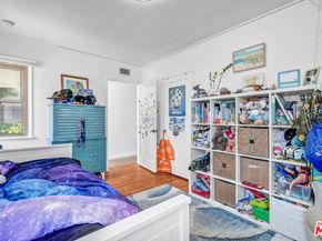 1044 Chelsea Avenue, Santa Monica CA 90403