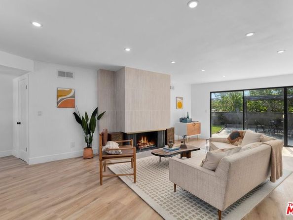 923 Larker Avenue, Los Angeles CA 90042