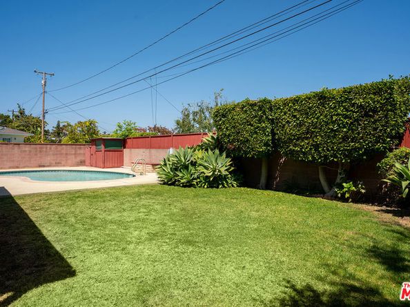 5924 Wooster Avenue, Los Angeles CA 90056