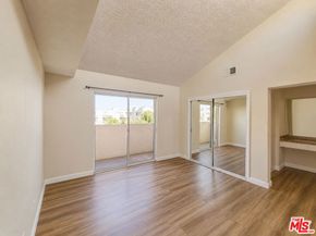 15554 Parthenia Street 8, North Hills CA 91343