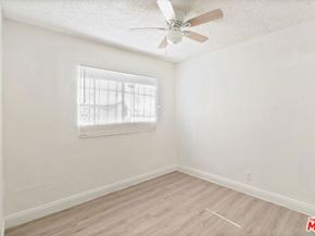 9234 Graham Avenue, Los Angeles CA 90002