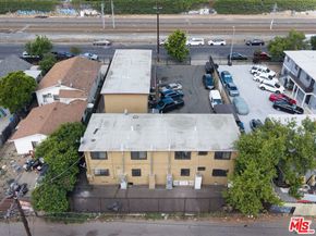 9234 Graham Avenue, Los Angeles CA 90002