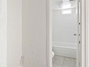 9234 Graham Avenue, Los Angeles CA 90002