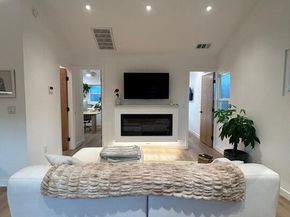 7734 Lexington Avenue, West Hollywood CA 90046