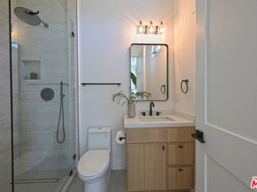 3072 Hollyridge Drive, Los Angeles CA 90068