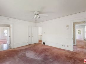 2007 N Hobart Boulevard, Los Angeles CA 90027
