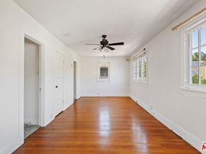 2007 N Hobart Boulevard, Los Angeles CA 90027