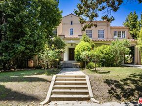 2007 N Hobart Boulevard, Los Angeles CA 90027