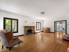 2007 N Hobart Boulevard, Los Angeles CA 90027