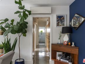 1145 Larrabee Street 9, West Hollywood CA 90069