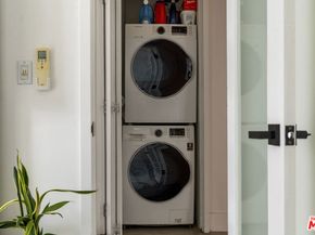 1145 Larrabee Street 9, West Hollywood CA 90069