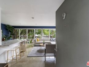 1145 Larrabee Street 9, West Hollywood CA 90069