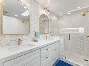 4483 Saratoga, San Diego CA 92107