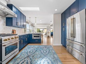 4483 Saratoga, San Diego CA 92107