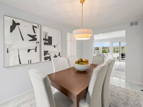 7753 Via Capri, La Jolla CA 92037
