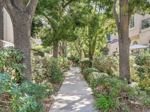 5117 Renaissance Ave D, San Diego CA 92122