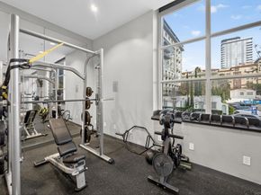 300 W Beech St 10, San Diego CA 92101