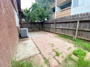1060 E Washington Ave 5, Escondido CA 92025
