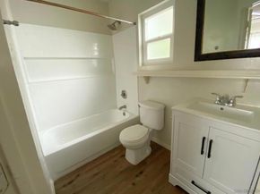 1060 E Washington Ave 5, Escondido CA 92025