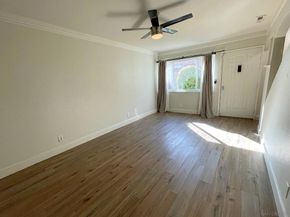 1060 E Washington Ave 5, Escondido CA 92025