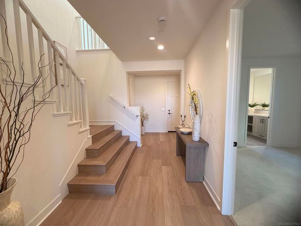 11305 Caminito Rodar, San Diego CA 92126