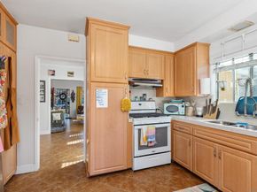 4830 Utah St, San Diego CA 92116