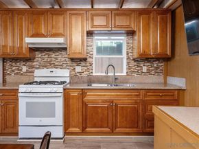 10343 Greenford Dr, San Diego CA 92126